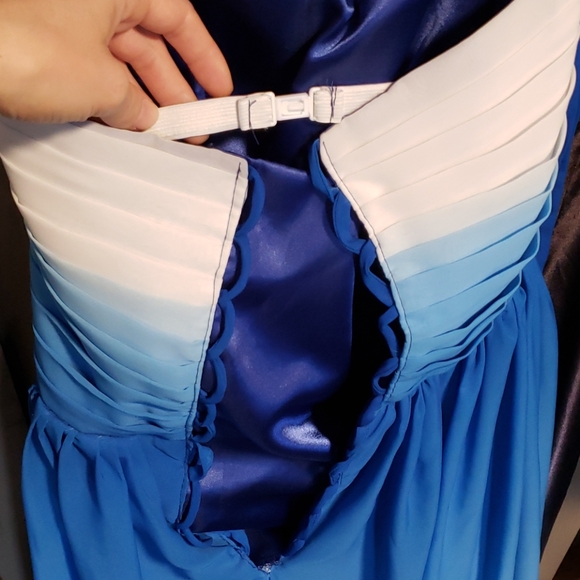 Blue and white ombre flowing dress - Picture 4 of 4